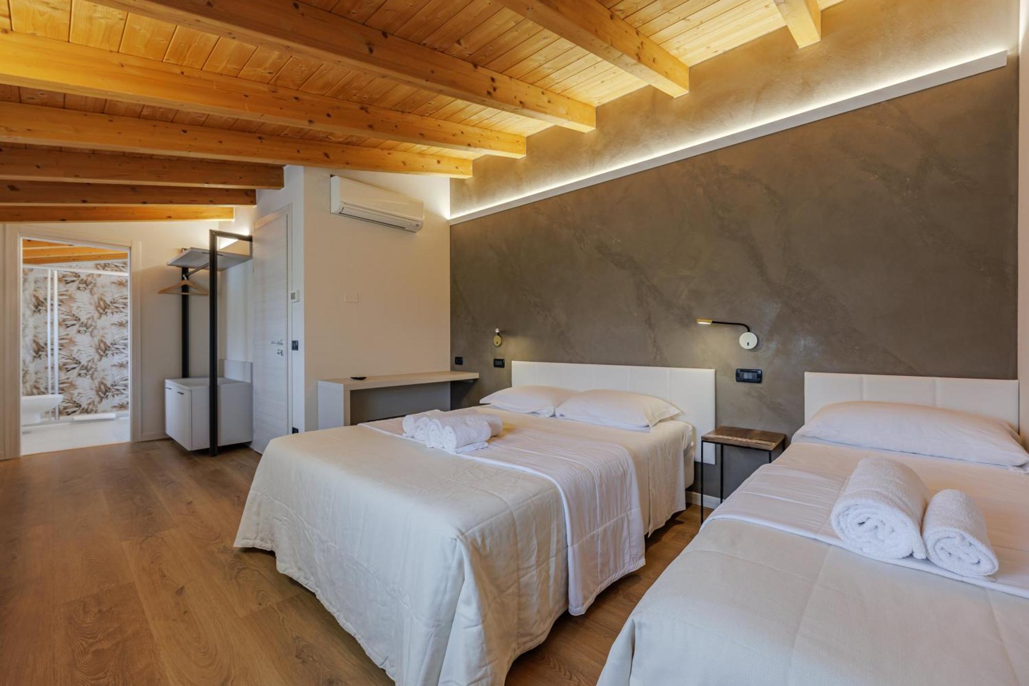 B&B Ca' Marognole Caprino Veronese Bagian luar foto