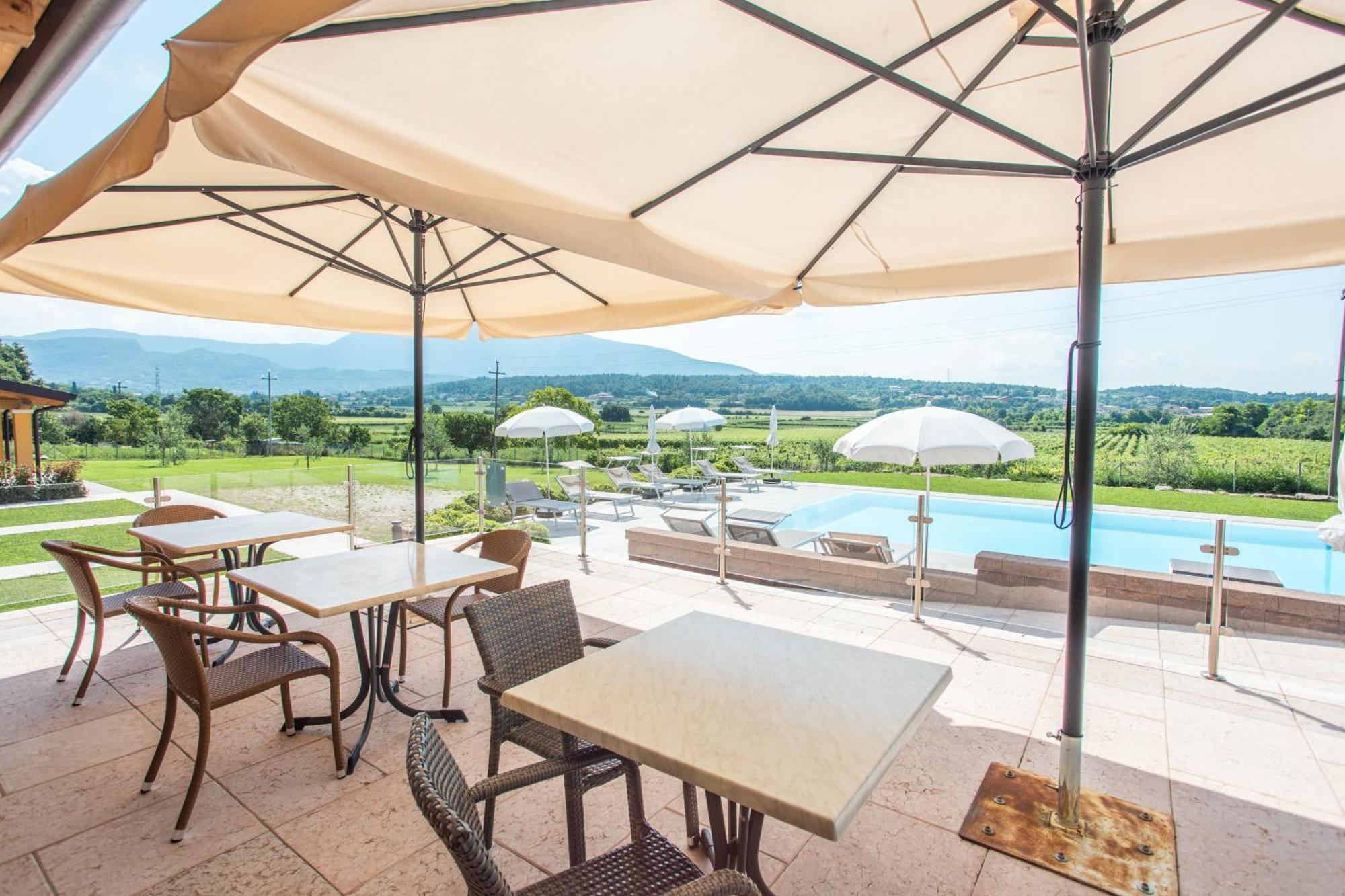B&B Ca' Marognole Caprino Veronese Bagian luar foto
